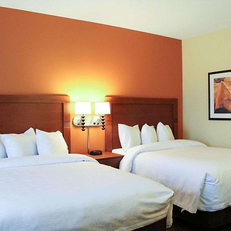 Mainstay Suites Tioga Bagian luar foto