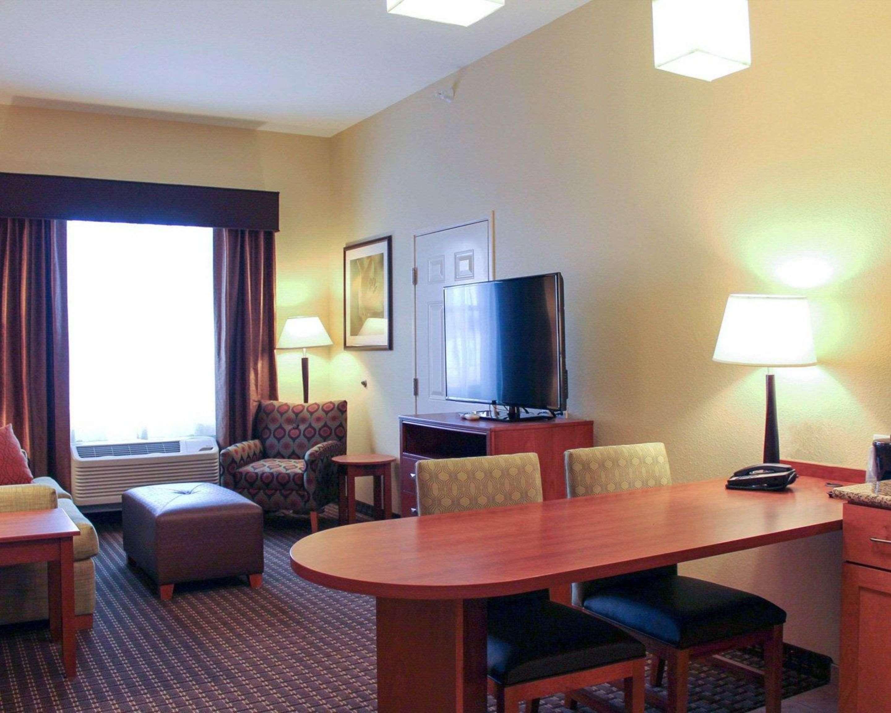 Mainstay Suites Tioga Bagian luar foto