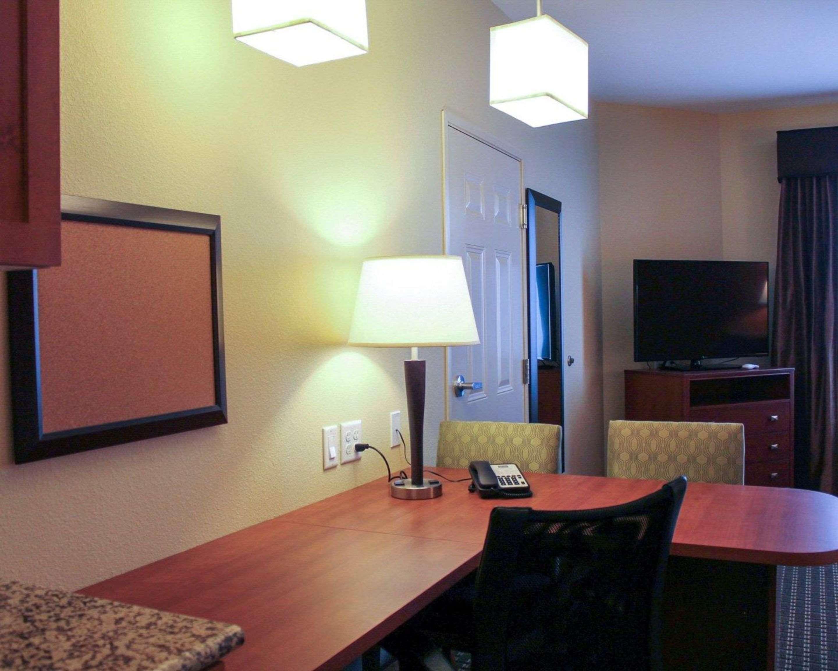 Mainstay Suites Tioga Bagian luar foto