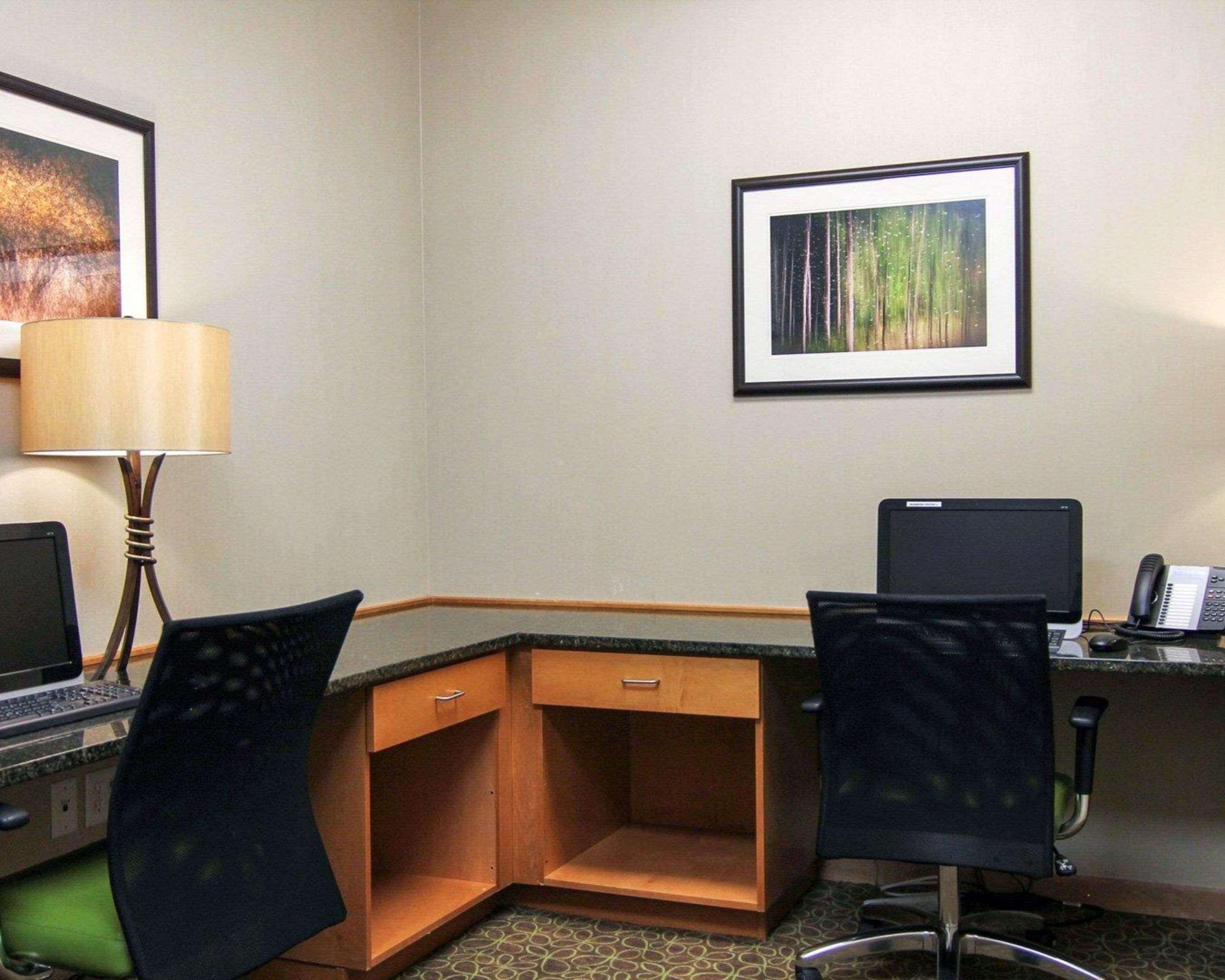Mainstay Suites Tioga Bagian luar foto